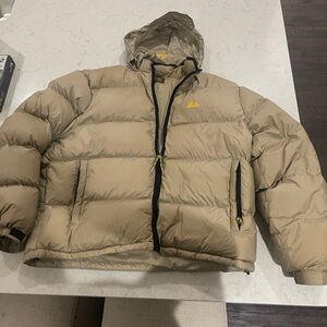 Aime Leon Dore puffer jacket in EUC worn twice XL stow-away hood tan